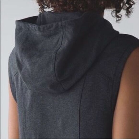 Lululemon Blissed Out Sleeveless Hoodie - Picture 4 of 13